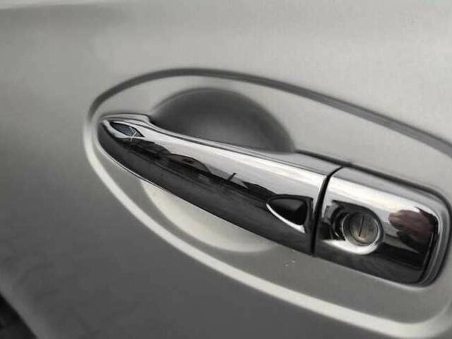 Серый Ниссан Rogue, объемом двигателя 2.5 л и пробегом 95 тыс. км за 8300 $, фото 12 на Automoto.ua