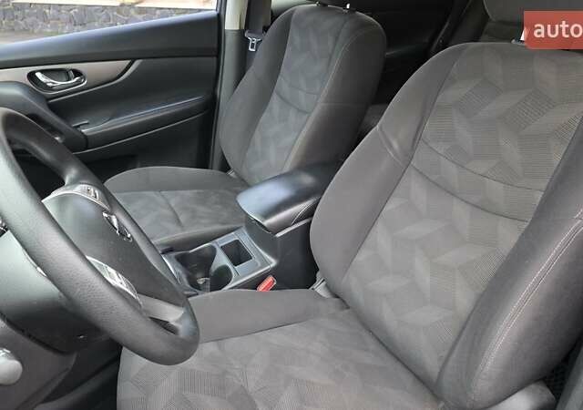 Сірий Ніссан Rogue, об'ємом двигуна 2.5 л та пробігом 86 тис. км за 11200 $, фото 14 на Automoto.ua