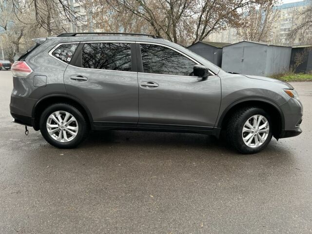 Серый Ниссан Rogue, объемом двигателя 2.5 л и пробегом 208 тыс. км за 12700 $, фото 4 на Automoto.ua