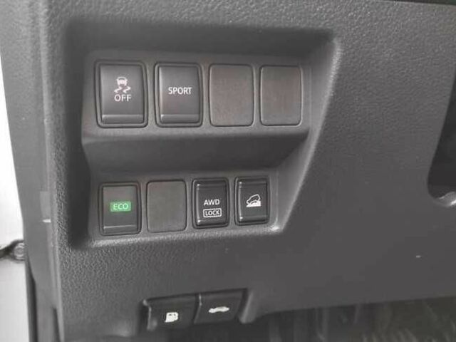 Серый Ниссан Rogue, объемом двигателя 2.5 л и пробегом 95 тыс. км за 8300 $, фото 23 на Automoto.ua