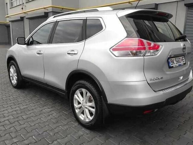 Серый Ниссан Rogue, объемом двигателя 2.5 л и пробегом 95 тыс. км за 8300 $, фото 1 на Automoto.ua