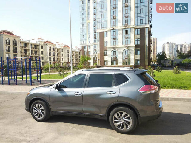 Серый Ниссан Rogue, объемом двигателя 2.5 л и пробегом 70 тыс. км за 14100 $, фото 3 на Automoto.ua