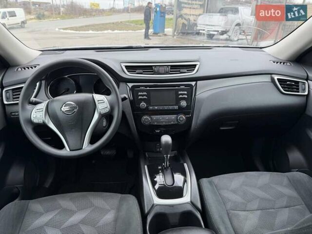 Серый Ниссан Rogue, объемом двигателя 2.5 л и пробегом 140 тыс. км за 8250 $, фото 11 на Automoto.ua
