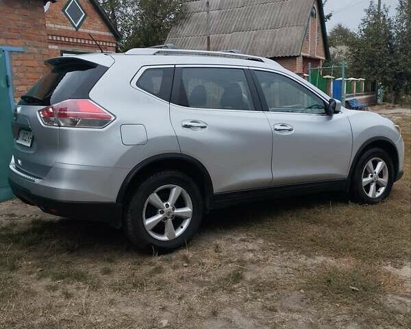 Сірий Ніссан Rogue, об'ємом двигуна 2.5 л та пробігом 230 тис. км за 10800 $, фото 9 на Automoto.ua
