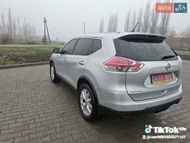 Серый Ниссан Rogue, объемом двигателя 2.5 л и пробегом 190 тыс. км за 10850 $, фото 20 на Automoto.ua