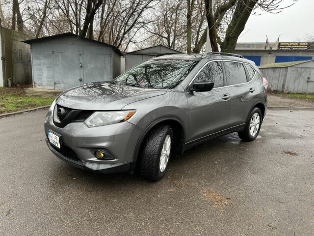 Серый Ниссан Rogue, объемом двигателя 2.5 л и пробегом 208 тыс. км за 12700 $, фото 3 на Automoto.ua