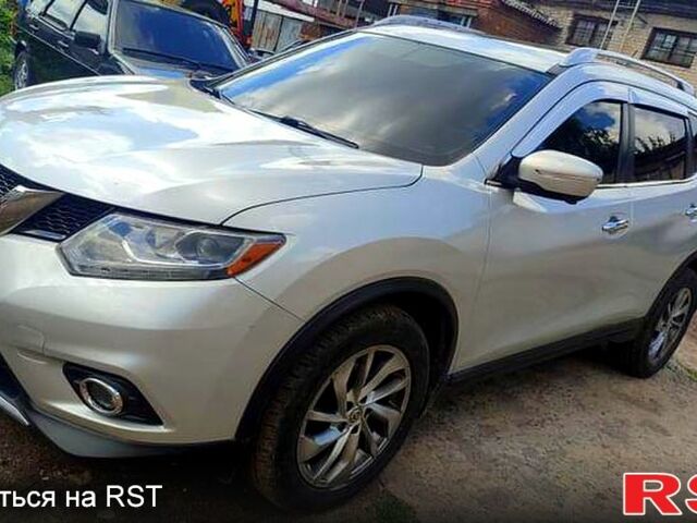 Серый Ниссан Rogue, объемом двигателя 2.5 л и пробегом 159 тыс. км за 13500 $, фото 1 на Automoto.ua