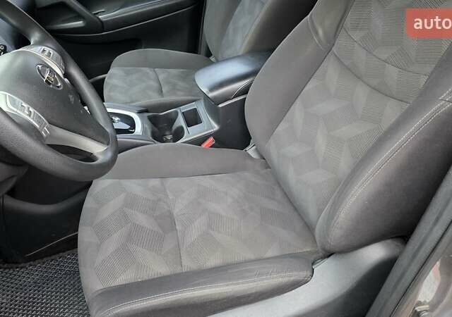 Сірий Ніссан Rogue, об'ємом двигуна 2.5 л та пробігом 86 тис. км за 11200 $, фото 15 на Automoto.ua