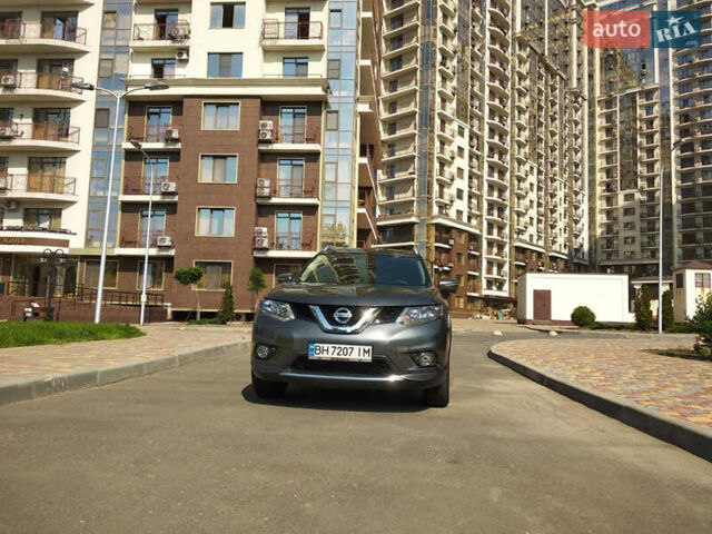 Серый Ниссан Rogue, объемом двигателя 2.5 л и пробегом 70 тыс. км за 14100 $, фото 1 на Automoto.ua