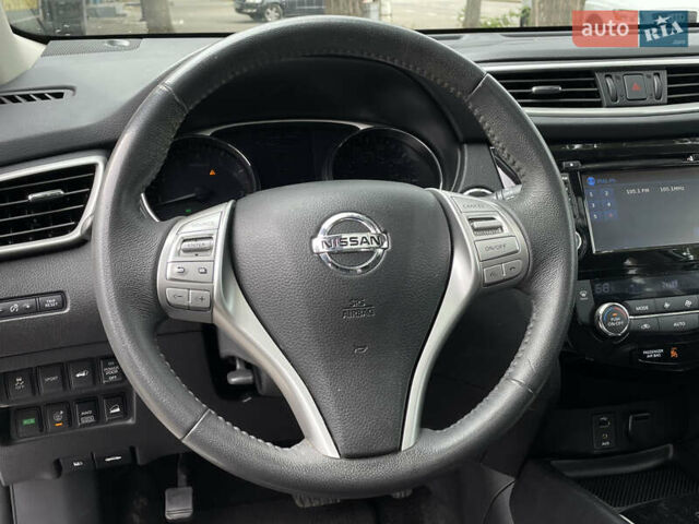 Серый Ниссан Rogue, объемом двигателя 2.5 л и пробегом 215 тыс. км за 13600 $, фото 19 на Automoto.ua