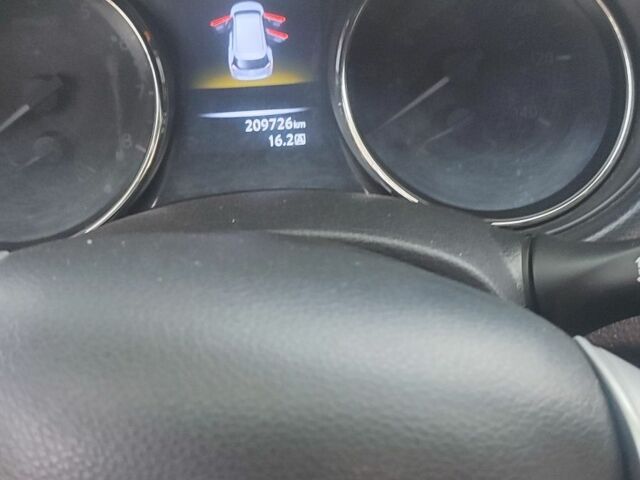 Сірий Ніссан Rogue, об'ємом двигуна 2.5 л та пробігом 209 тис. км за 12200 $, фото 13 на Automoto.ua