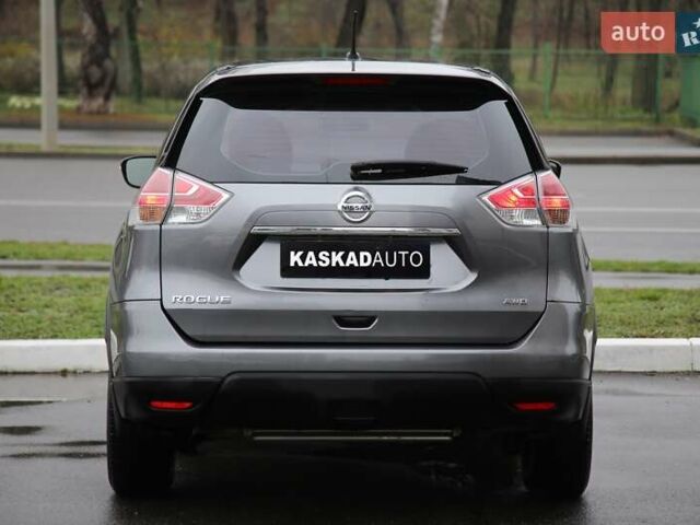 Серый Ниссан Rogue, объемом двигателя 2.49 л и пробегом 186 тыс. км за 13500 $, фото 4 на Automoto.ua