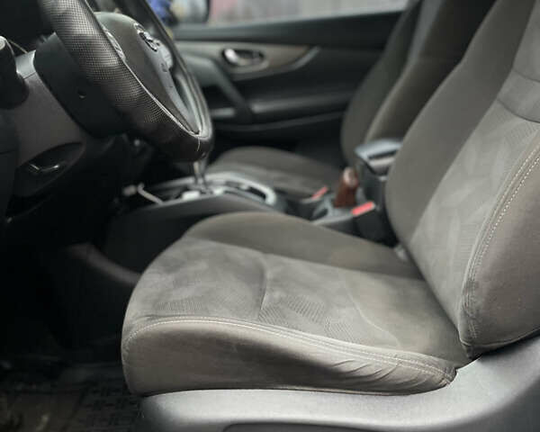 Сірий Ніссан Rogue, об'ємом двигуна 2.5 л та пробігом 218 тис. км за 10800 $, фото 13 на Automoto.ua