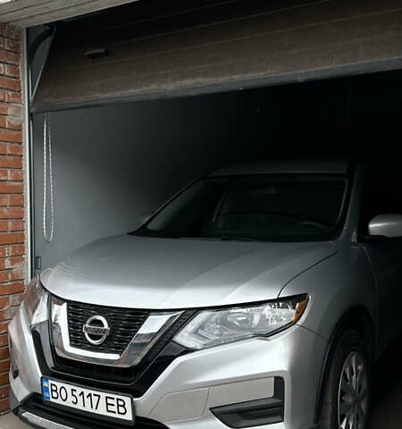 Сірий Ніссан Rogue, об'ємом двигуна 2.49 л та пробігом 79 тис. км за 13200 $, фото 6 на Automoto.ua