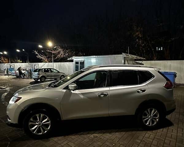 Серый Ниссан Rogue, объемом двигателя 2.49 л и пробегом 162 тыс. км за 13200 $, фото 10 на Automoto.ua