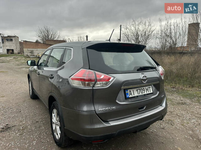 Сірий Ніссан Rogue, об'ємом двигуна 2.49 л та пробігом 135 тис. км за 12000 $, фото 13 на Automoto.ua