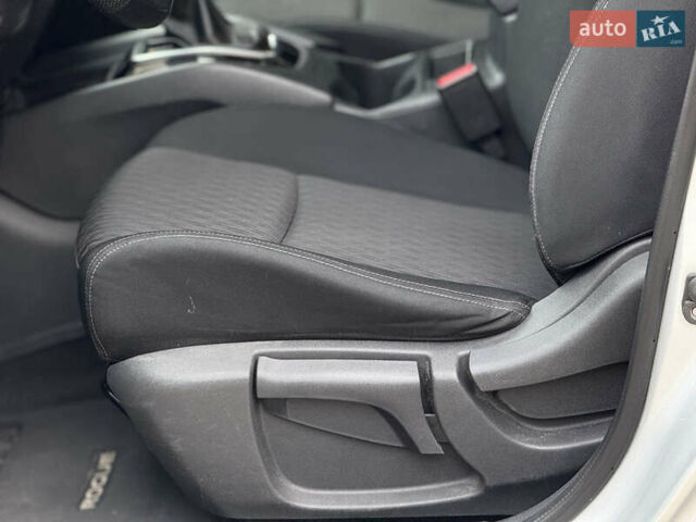 Серый Ниссан Rogue, объемом двигателя 2.5 л и пробегом 162 тыс. км за 12900 $, фото 39 на Automoto.ua