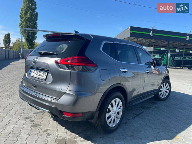 Сірий Ніссан Rogue, об'ємом двигуна 2.49 л та пробігом 210 тис. км за 12500 $, фото 2 на Automoto.ua