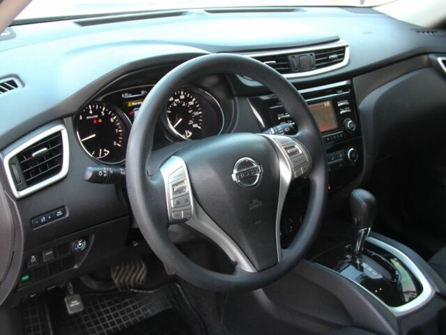 Сірий Ніссан Rogue, об'ємом двигуна 2.5 л та пробігом 105 тис. км за 12500 $, фото 7 на Automoto.ua