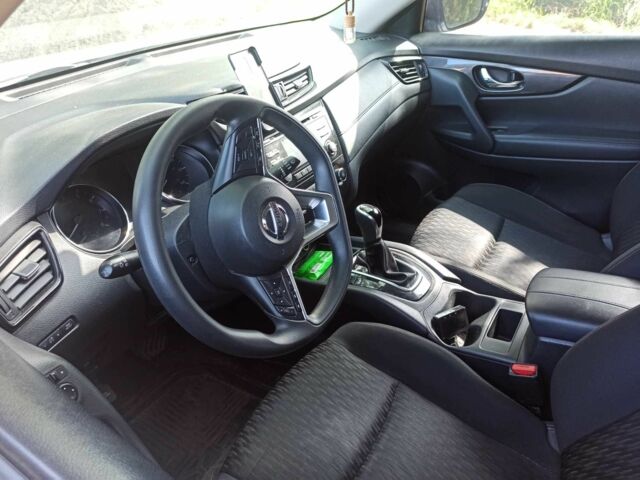 Сірий Ніссан Rogue, об'ємом двигуна 2.5 л та пробігом 160 тис. км за 12000 $, фото 4 на Automoto.ua