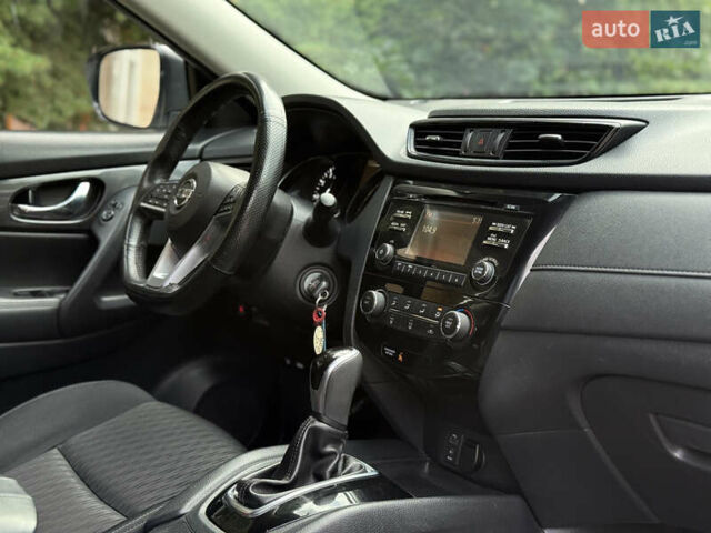 Серый Ниссан Rogue, объемом двигателя 2.5 л и пробегом 162 тыс. км за 12900 $, фото 26 на Automoto.ua