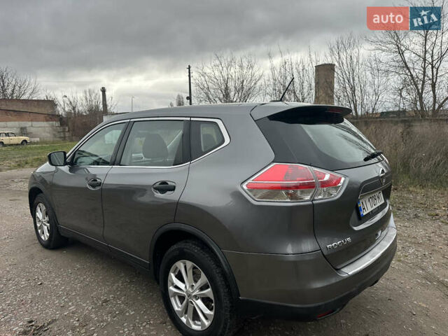 Сірий Ніссан Rogue, об'ємом двигуна 2.49 л та пробігом 135 тис. км за 12000 $, фото 19 на Automoto.ua