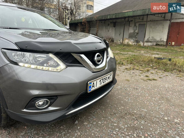 Сірий Ніссан Rogue, об'ємом двигуна 2.49 л та пробігом 135 тис. км за 12000 $, фото 15 на Automoto.ua