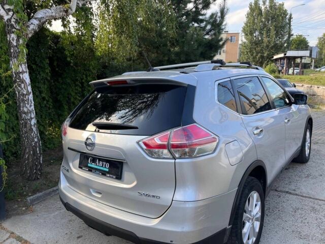 Серый Ниссан Rogue, объемом двигателя 2.5 л и пробегом 112 тыс. км за 12700 $, фото 3 на Automoto.ua
