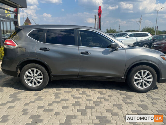 Серый Ниссан Rogue, объемом двигателя 2.5 л и пробегом 132 тыс. км за 12700 $, фото 7 на Automoto.ua