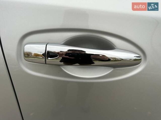 Серый Ниссан Rogue, объемом двигателя 2.49 л и пробегом 162 тыс. км за 11700 $, фото 10 на Automoto.ua