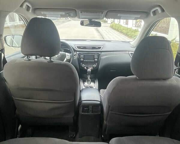 Сірий Ніссан Rogue, об'ємом двигуна 2.49 л та пробігом 148 тис. км за 13800 $, фото 12 на Automoto.ua