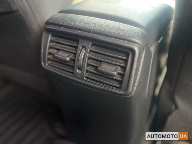 Серый Ниссан Rogue, объемом двигателя 2.5 л и пробегом 132 тыс. км за 12700 $, фото 26 на Automoto.ua