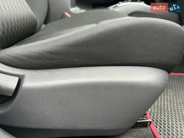 Серый Ниссан Rogue, объемом двигателя 2.49 л и пробегом 162 тыс. км за 11700 $, фото 12 на Automoto.ua