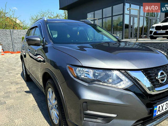 Сірий Ніссан Rogue, об'ємом двигуна 2.49 л та пробігом 66 тис. км за 14500 $, фото 1 на Automoto.ua