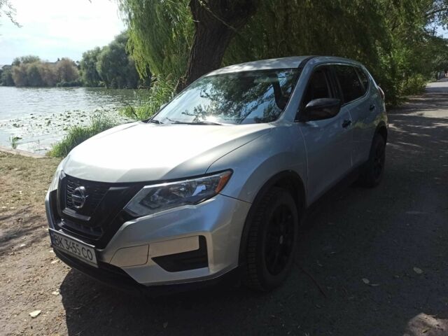 Сірий Ніссан Rogue, об'ємом двигуна 2.5 л та пробігом 160 тис. км за 12000 $, фото 8 на Automoto.ua