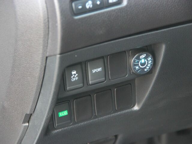 Сірий Ніссан Rogue, об'ємом двигуна 2.5 л та пробігом 105 тис. км за 12500 $, фото 10 на Automoto.ua