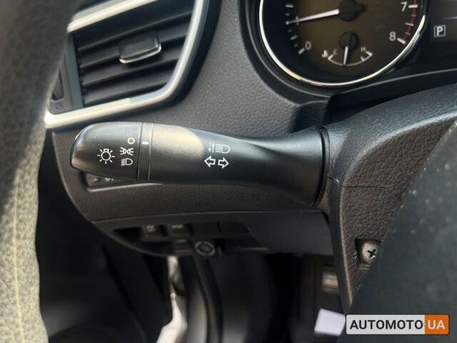 Серый Ниссан Rogue, объемом двигателя 2.5 л и пробегом 132 тыс. км за 12700 $, фото 16 на Automoto.ua