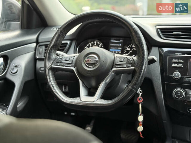 Серый Ниссан Rogue, объемом двигателя 2.5 л и пробегом 162 тыс. км за 12900 $, фото 28 на Automoto.ua