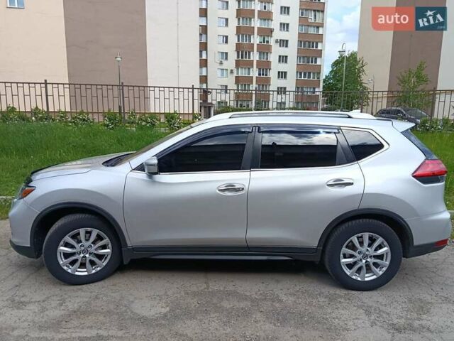 Сірий Ніссан Rogue, об'ємом двигуна 2.5 л та пробігом 170 тис. км за 12800 $, фото 19 на Automoto.ua