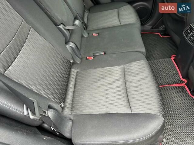 Серый Ниссан Rogue, объемом двигателя 2.49 л и пробегом 162 тыс. км за 11700 $, фото 14 на Automoto.ua