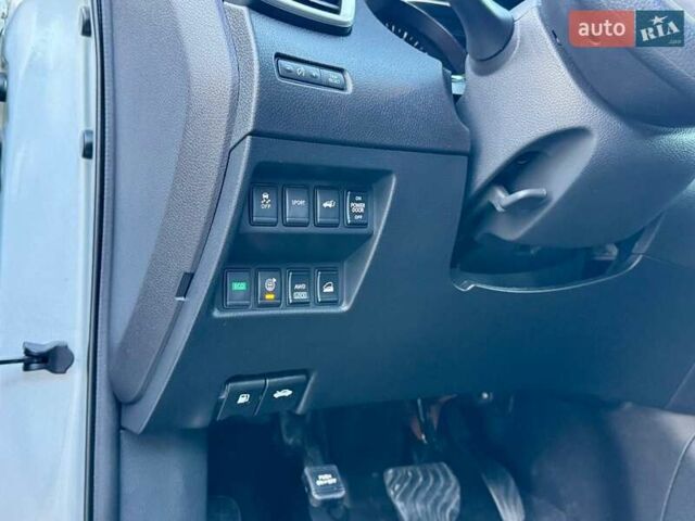 Серый Ниссан Rogue, объемом двигателя 2.5 л и пробегом 113 тыс. км за 13500 $, фото 20 на Automoto.ua