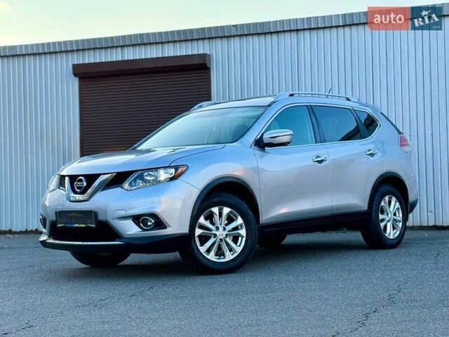 Серый Ниссан Rogue, объемом двигателя 2.5 л и пробегом 113 тыс. км за 13500 $, фото 1 на Automoto.ua