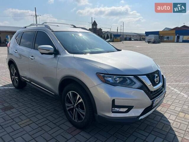 Сірий Ніссан Rogue, об'ємом двигуна 2.49 л та пробігом 161 тис. км за 12800 $, фото 8 на Automoto.ua