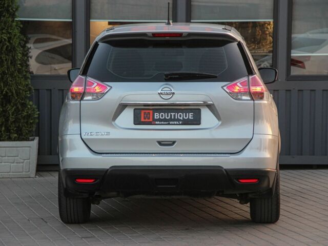 Сірий Ніссан Rogue, об'ємом двигуна 2.5 л та пробігом 105 тис. км за 12500 $, фото 4 на Automoto.ua