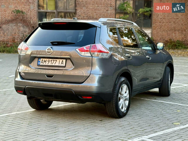 Серый Ниссан Rogue, объемом двигателя 2.49 л и пробегом 83 тыс. км за 12500 $, фото 20 на Automoto.ua