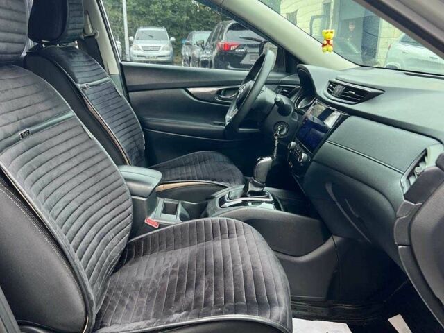 Серый Ниссан Rogue, объемом двигателя 2.5 л и пробегом 165 тыс. км за 14400 $, фото 20 на Automoto.ua