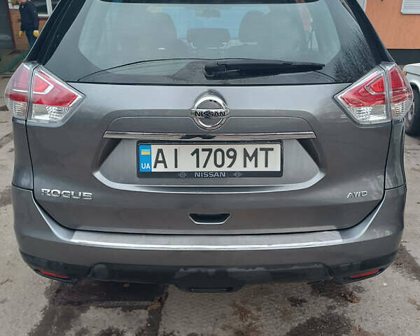 Серый Ниссан Rogue, объемом двигателя 2.5 л и пробегом 137 тыс. км за 11550 $, фото 2 на Automoto.ua