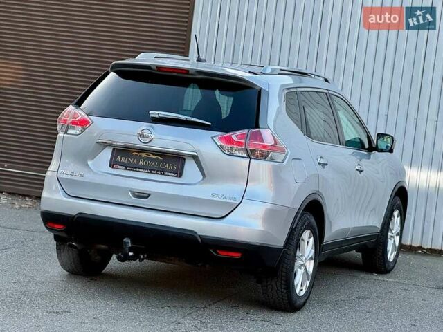 Серый Ниссан Rogue, объемом двигателя 2.5 л и пробегом 113 тыс. км за 13500 $, фото 15 на Automoto.ua