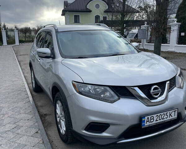 Сірий Ніссан Rogue, об'ємом двигуна 2.49 л та пробігом 148 тис. км за 13800 $, фото 2 на Automoto.ua