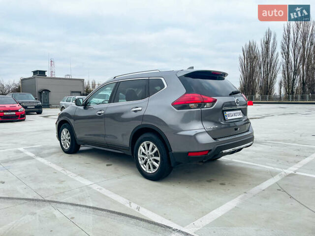 Серый Ниссан Rogue, объемом двигателя 2.49 л и пробегом 117 тыс. км за 15990 $, фото 3 на Automoto.ua